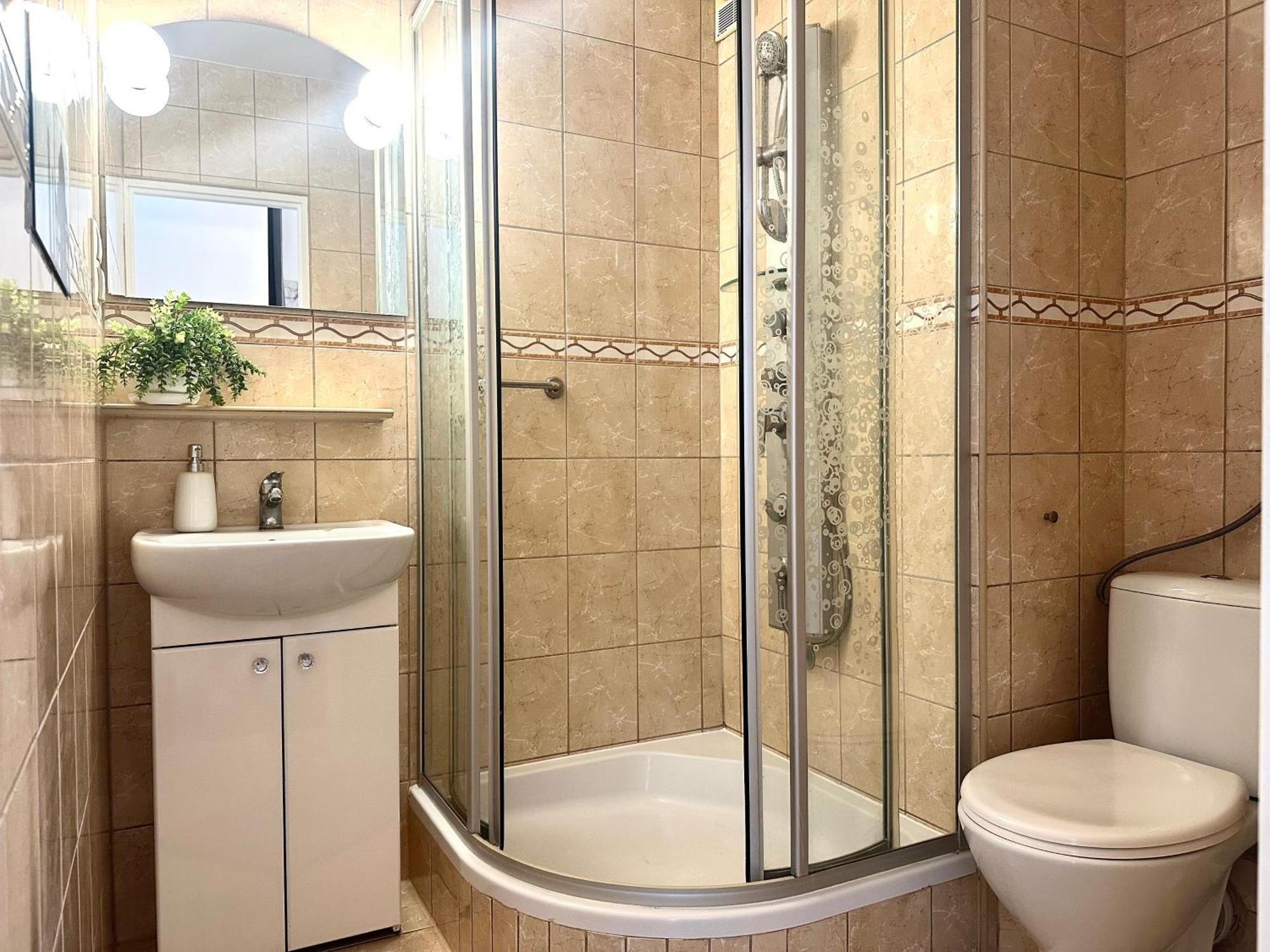 Wita Stwosza Apartment - Self Check-In 20H Вроцлав Экстерьер фото