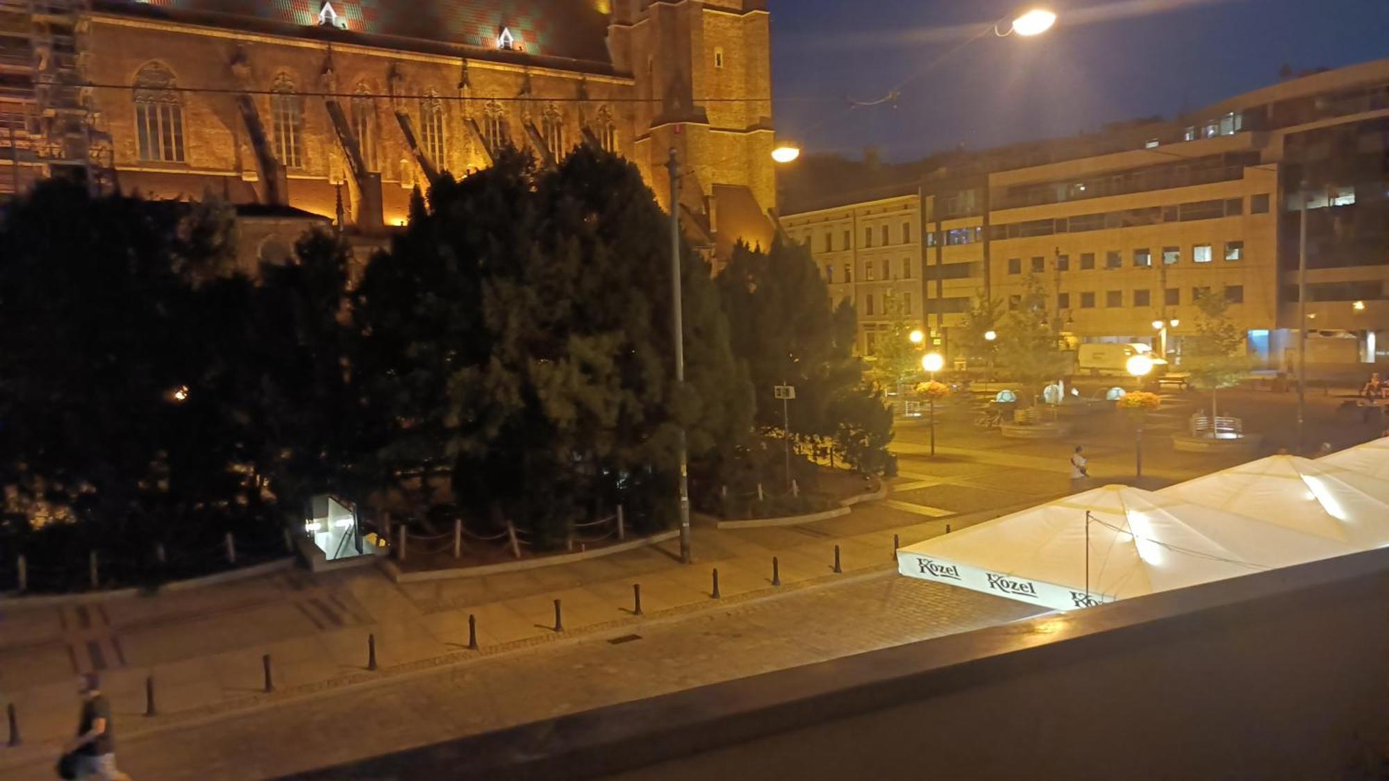 Wita Stwosza Apartment - Self Check-In 20H Вроцлав Экстерьер фото